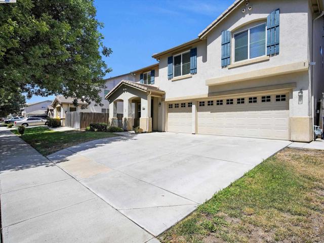 1413 Angus St, Patterson CA: https://media.crmls.org/mediaz/46a94997-e36a-4662-bc2b-d78dd9794c9a.jpg