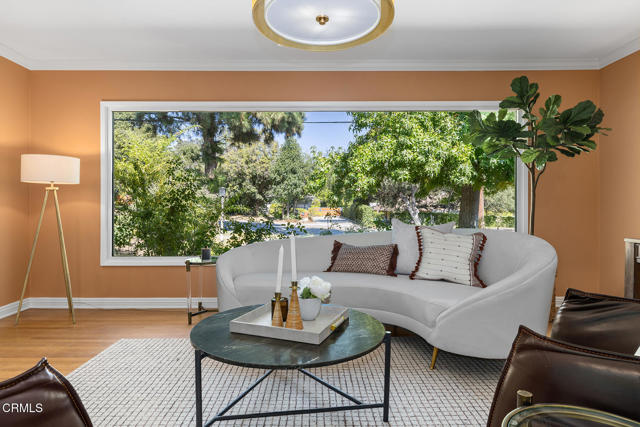 525 N Michillinda Avenue, Pasadena CA: https://media.crmls.org/mediaz/46aa4426-1be9-41c5-90e6-5c3060379080.jpg