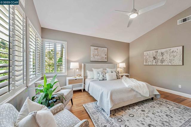 122 Claremont Crest Ct, San Ramon CA: https://media.crmls.org/mediaz/46aac542-19e2-4279-9b85-aaec3d6b4959.jpg