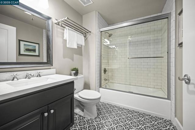 1800 Alma Ave, Walnut Creek CA: https://media.crmls.org/mediaz/46ab605b-9c85-4e7a-8e4f-82d71a3d40c6.jpg