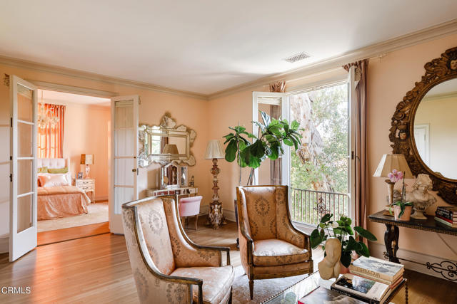 225 Grand Avenue, South Pasadena CA: https://media.crmls.org/mediaz/46abb09c-c724-4984-957b-55868fe8919c.jpg
