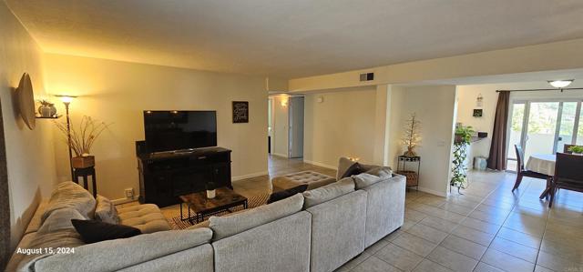 Photo #5: PTP2404938 Listing 