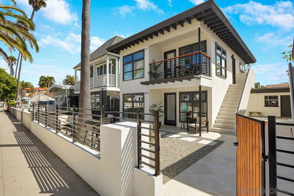 807 Dover Court