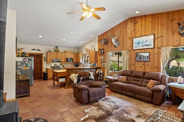 20215 Cachagua Road, Carmel Valley CA: https://media.crmls.org/mediaz/46ae336b-3124-41dd-92c1-ec3d12c82a26.jpg