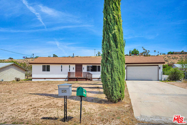 8055 Bangor Avenue, Hesperia CA: https://media.crmls.org/mediaz/46af826b-3beb-413b-9d2f-683ecb97ca99.jpg