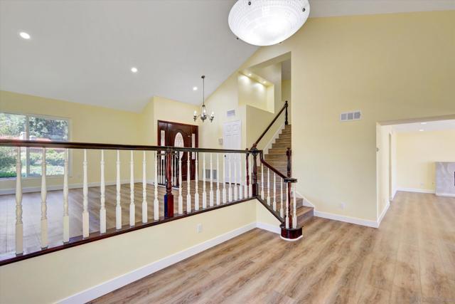 1103 Countrywood Ln, Vista CA: https://media.crmls.org/mediaz/46afc9be-2534-4c26-9168-b006b17f1be6.jpg