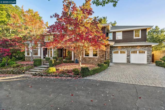 3656 Old Blackhawk Rd, Danville CA: https://media.crmls.org/mediaz/46b04208-3011-41e9-ac35-2e5eb3cbf502.jpg