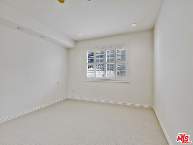 320 S Willaman Drive, Los Angeles CA: https://media.crmls.org/mediaz/46b3ff46-03f9-448a-8f91-45dc9e074135.jpg
