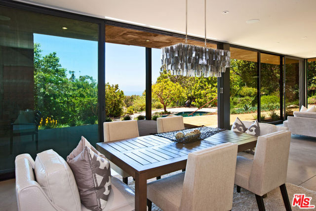 6228 Sycamore Meadows Drive, Malibu CA: https://media.crmls.org/mediaz/46b45e70-7e6f-4492-a8dd-7d7f4752e9fc.jpg