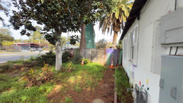 909 Elizabeth Way, Sunnyvale CA: https://media.crmls.org/mediaz/46b479d7-075d-46dd-8add-257b19cfbb7c.jpg