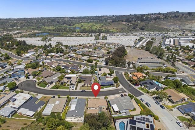 5273 Lewison Pl, San Diego CA: https://media.crmls.org/mediaz/46b47fc2-8cce-4403-b0a8-5bb3a445da73.jpg