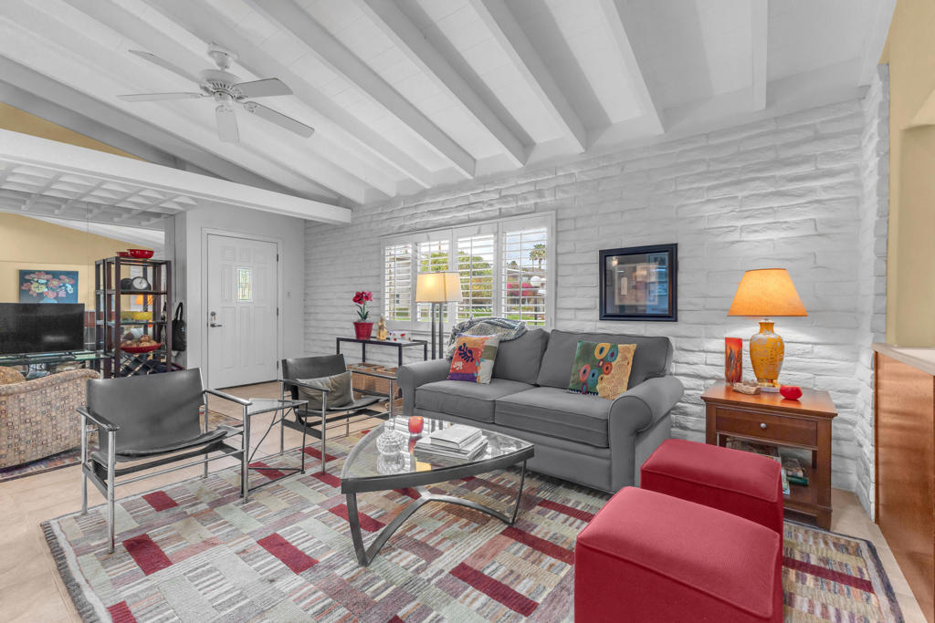 MLS #219138810DA image #9