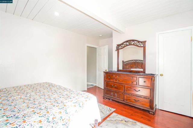 37 Wharf Dr, Bay Point CA: https://media.crmls.org/mediaz/46b62db1-0007-4ad4-a4be-78bcd4b83981.jpg