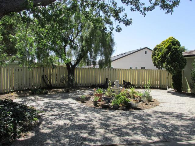 1610 Cienega Road, Hollister CA: https://media.crmls.org/mediaz/46b68962-354e-489c-a6b3-47a728a61169.jpg