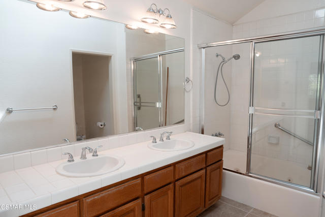 4540 Road Mill Valley Road, Moorpark CA: https://media.crmls.org/mediaz/46b7c8ab-dc0c-4abf-94c4-1f699a5e22cc.jpg
