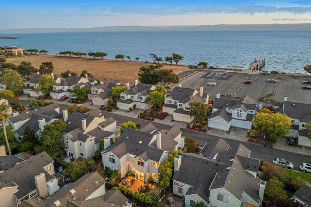 445 Mcdonnel Road, Alameda CA: https://media.crmls.org/mediaz/46b8260e-8b04-4a7e-8832-0ae05567a962.jpg