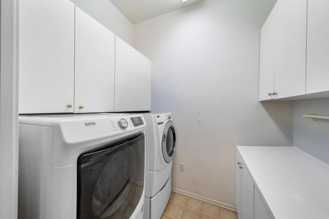 37718 Medjool Avenue, Palm Desert CA: https://media.crmls.org/mediaz/46b84d71-3249-44a2-a4b1-5e7296f0aa42.jpg