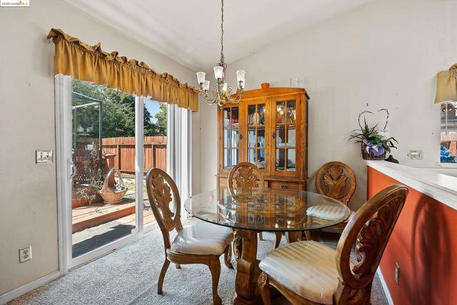 Image 11 of 39 For 8038 Torrente Way