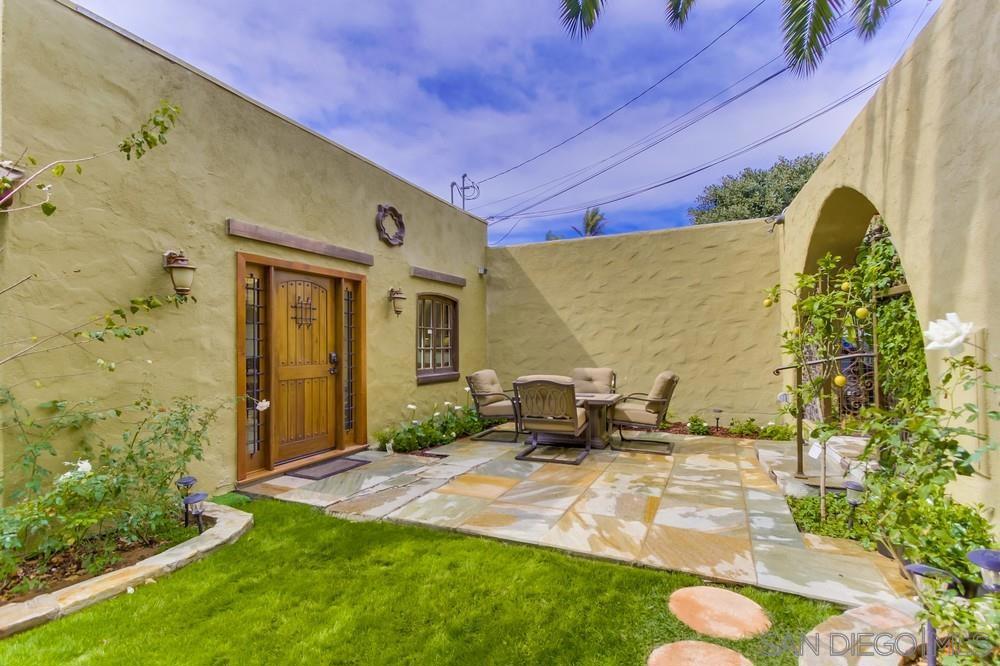 2377 Linwood Street - photo 18