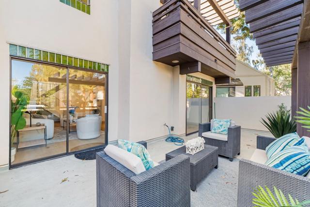 181 Centre Street, Mountain View CA: https://media.crmls.org/mediaz/46b8ecc2-9d65-4bbd-b466-88b6685cd30f.jpg