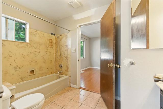 295 S 19th Street, San Jose CA: https://media.crmls.org/mediaz/46b93ad1-a3d6-4604-acf8-a05903701860.jpg