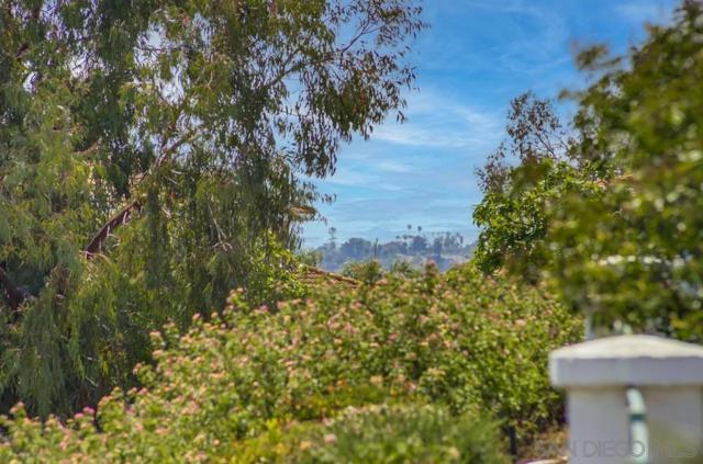 3367 Malta Way, Oceanside CA: https://media.crmls.org/mediaz/46b9673c-ee47-4191-a60f-8307671d9390.jpg