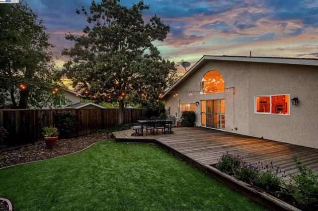 Image 31 of 51 For 1021 Knightwood Ct