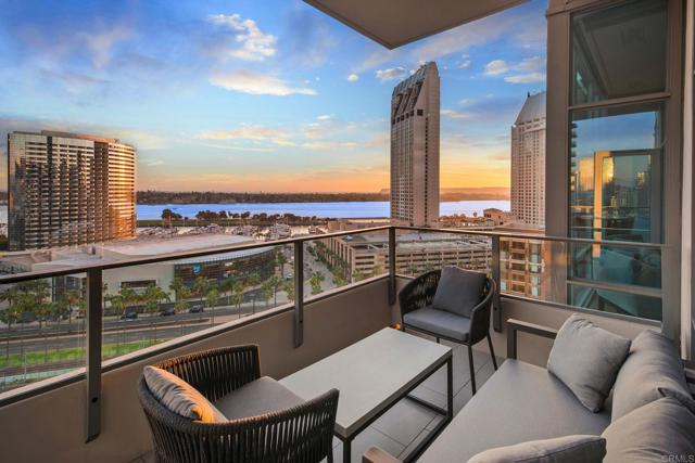 Detail Gallery Image 23 of 46 For 550 Front St #1401,  San Diego,  CA 92101 - 2 Beds | 2/1 Baths