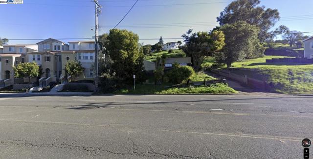 Image 21 of 23 For 26550 Hayward Blvd