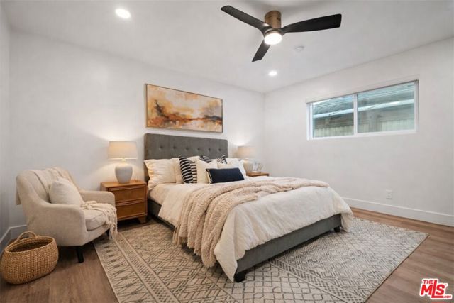 5439 Gentry Avenue, Valley Village CA: https://media.crmls.org/mediaz/46bbc34e-ca14-438e-8968-6506c3043e55.jpg