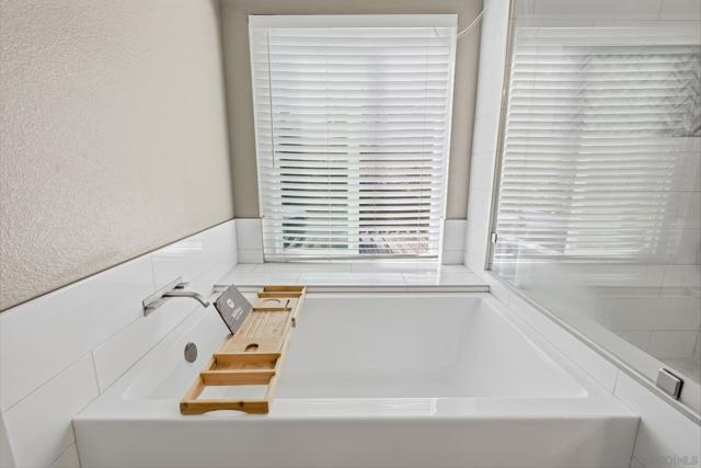 Image 29 of 48 For 30939 Calle Pina Colada