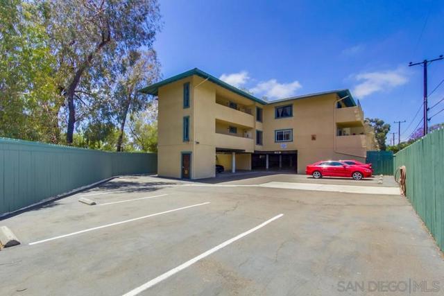 2609 Pico Pl, San Diego CA: https://media.crmls.org/mediaz/46bce3d1-9721-4c1f-bf3c-53d2a3b48b45.jpg