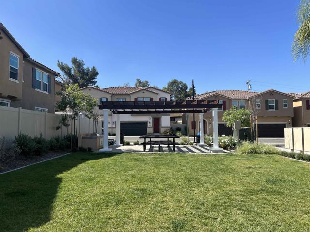 Detail Gallery Image 54 of 59 For 530 Longmeadow St, Vista,  CA 92081 - 3 Beds | 2/1 Baths
