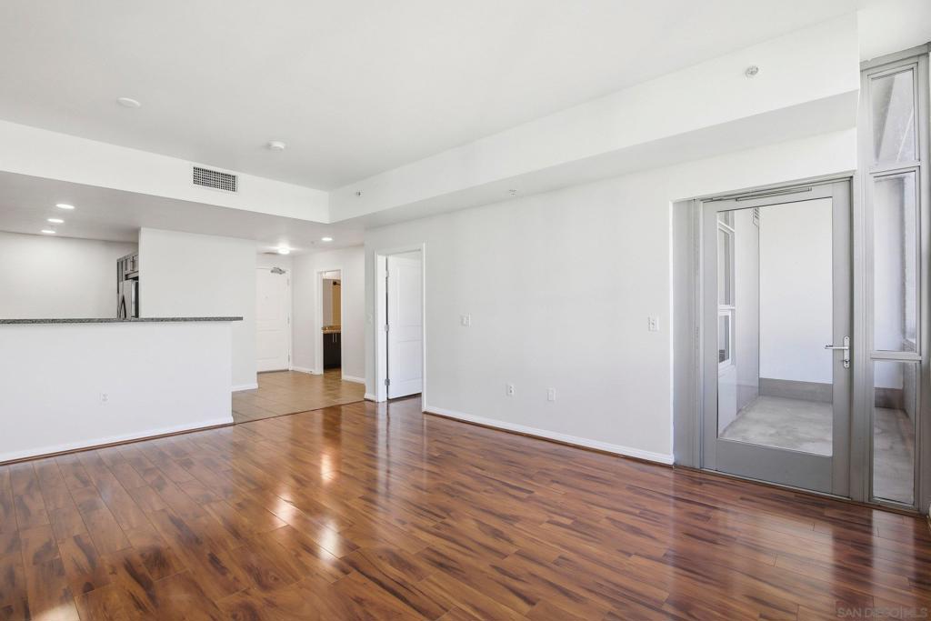 253 10th Ave - photo 6