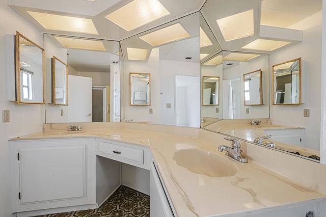 4425 Clares Street, Capitola CA: https://media.crmls.org/mediaz/46bf49f4-2843-4b82-b7aa-23a0d6b4cecd.jpg