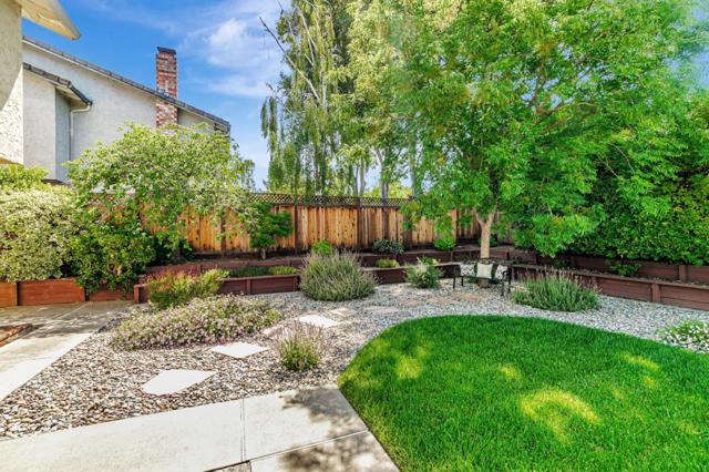 3012 Lake Estates Court, San Jose CA: https://media.crmls.org/mediaz/46bf9171-0749-41bb-beb7-150580ce26fe.jpg