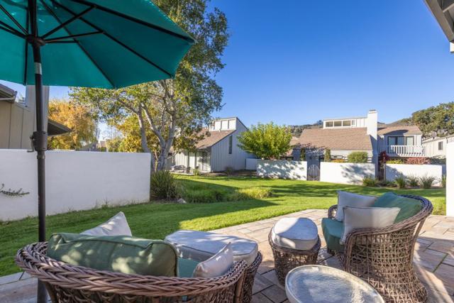 28095 Barn Way, Carmel CA: https://media.crmls.org/mediaz/46c07163-4c33-413c-8be4-b27a7c216d10.jpg