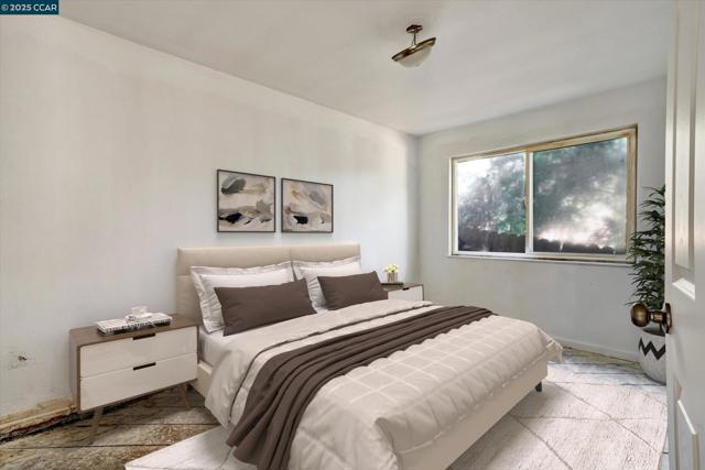 5235 Macarthur Blvd, Oakland CA: https://media.crmls.org/mediaz/46c0c643-ec54-4308-b72a-ff5a04f618e3.jpg