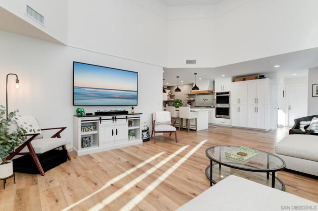 13555 Sagewood Dr, Poway CA: https://media.crmls.org/mediaz/46c16c87-1af5-4095-8043-6d23e4cdeb48.jpg