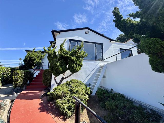 Detail Gallery Image 11 of 59 For 4452 Orchard Ave, San Diego,  CA 92107 - 3 Beds | 2 Baths