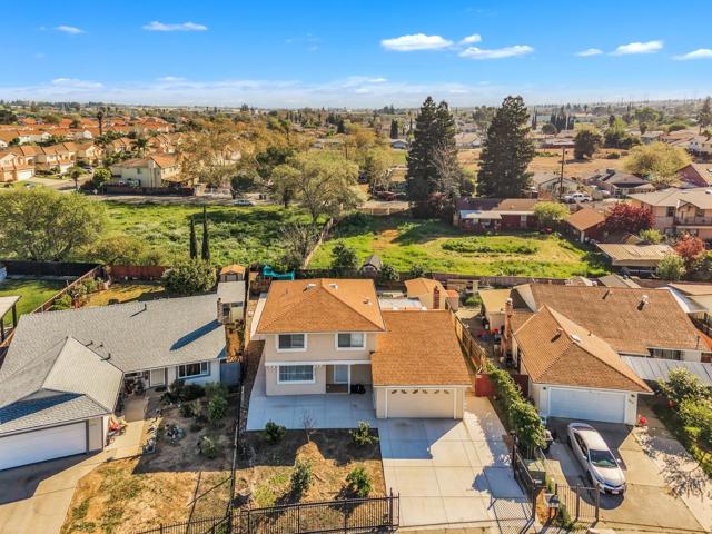 6245 Pantano Drive, Sacramento CA: https://media.crmls.org/mediaz/46c25dcd-8e2d-4544-8488-5abc3f66cf02.jpg