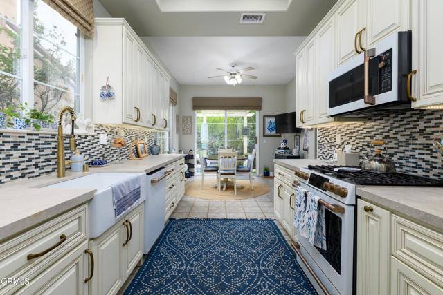 Image 10 of 35 For 1150 Corte Riviera