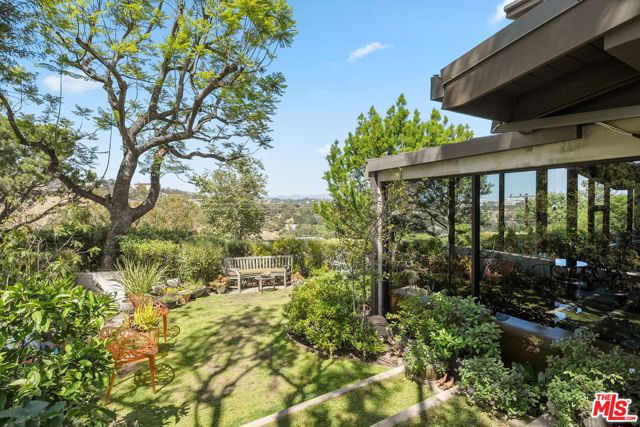 Drew Fenton | 1024 Lindenwood Lane Los Angeles CA | MLS: 7292119