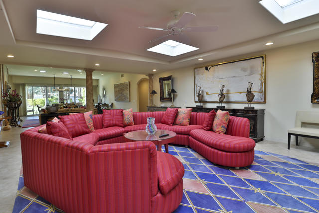 45735 Pawnee Road, Indian Wells CA: https://media.crmls.org/mediaz/46c33184-8b9d-4948-9dd5-1aa73739ade1.jpg