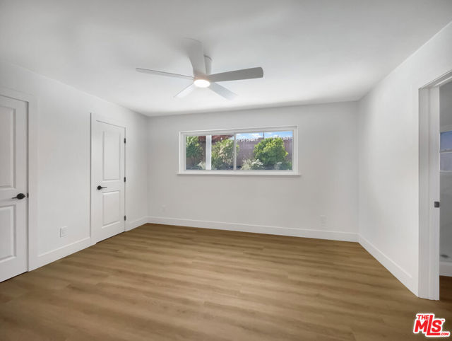 10011 Odessa Avenue, North Hills CA: https://media.crmls.org/mediaz/46c3640e-a471-4390-91c6-9a29772c64b0.jpg