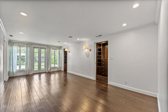 Detail Gallery Image 16 of 37 For 689 Arden Rd, Pasadena,  CA 91106 - 2 Beds | 2 Baths