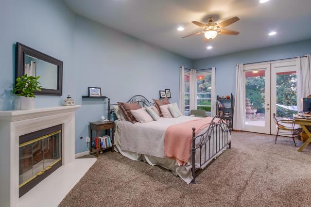 1495 Meredith Road, Fallbrook CA: https://media.crmls.org/mediaz/46c45c02-f5c3-4293-955e-83aaf3a64165.jpg