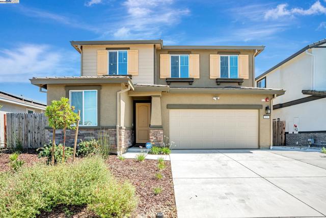 859 Helmsley Dr, Vacaville CA: https://media.crmls.org/mediaz/46c5a212-75e5-47cf-a413-212df6109edc.jpg