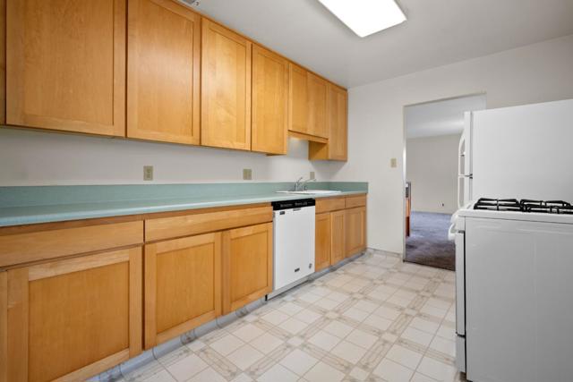 928 Corona Drive, Pacifica CA: https://media.crmls.org/mediaz/46c5e522-8bc0-4f4b-bcf4-34cff8030df7.jpg