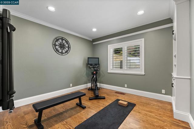 4860 Venner Rd, Martinez CA: https://media.crmls.org/mediaz/46c62b73-4663-441d-9d45-25d96dcd2a8b.jpg